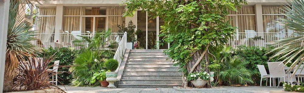 Hotel Hawaii Milano Marittima Exterior foto